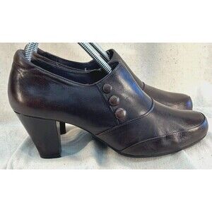 Clarks Women's 9 Vermont Terrace Brown Heels Bootie Shoe Brown Buttons Leather